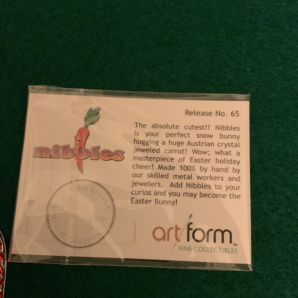 Nibble Rabbit by: Objet D’art - Picture 5 of 5